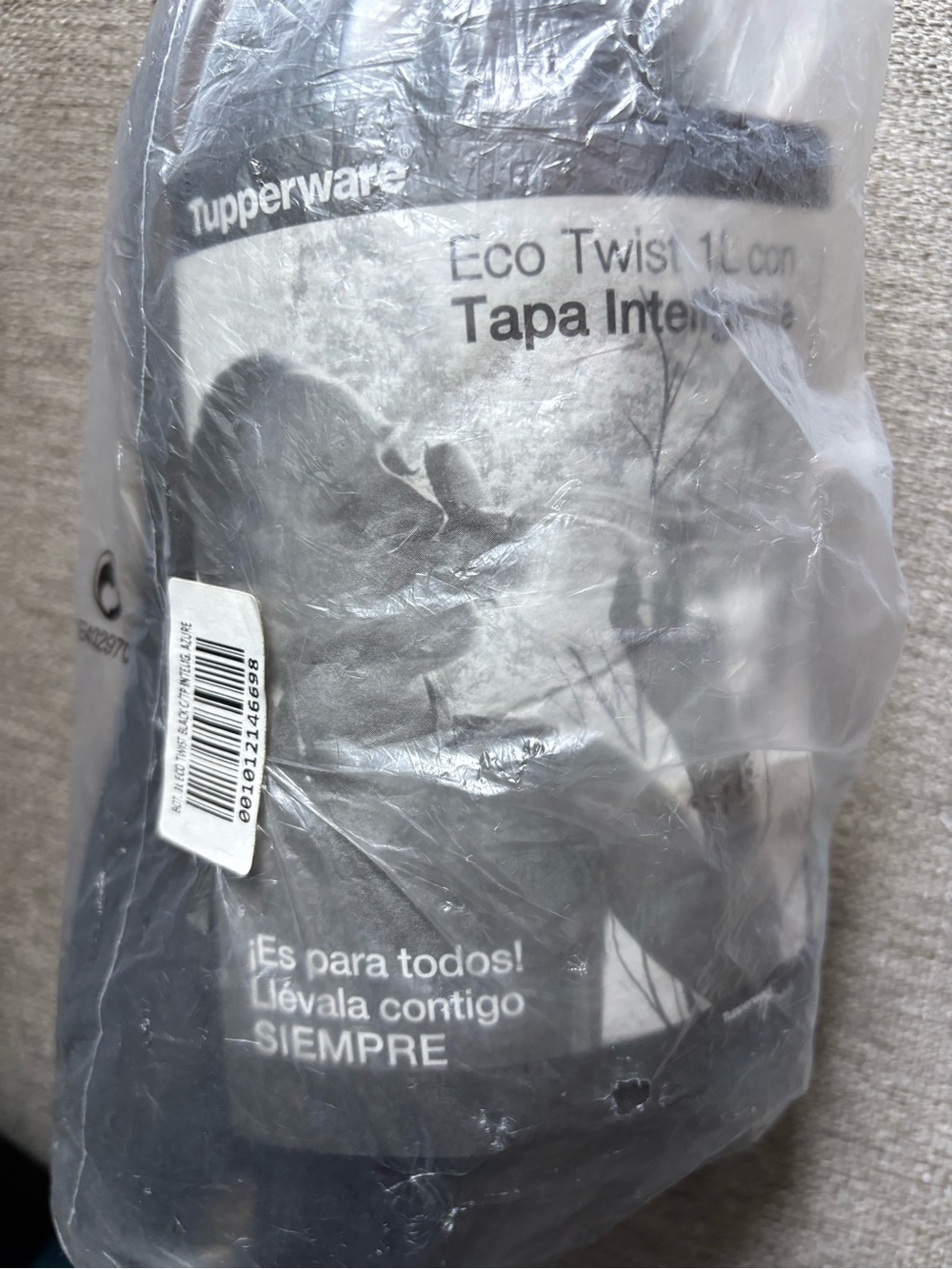Tupperware Eco Twist 1L Bottle in Black